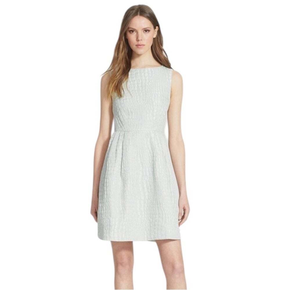 Ted Baker Kaleen Dress Mint Green Sleeveless Fitted Sheath Cocktail Party Size 4